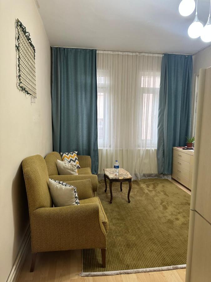 Nelly Guesthouse อิสตันบูล ภายนอก รูปภาพ