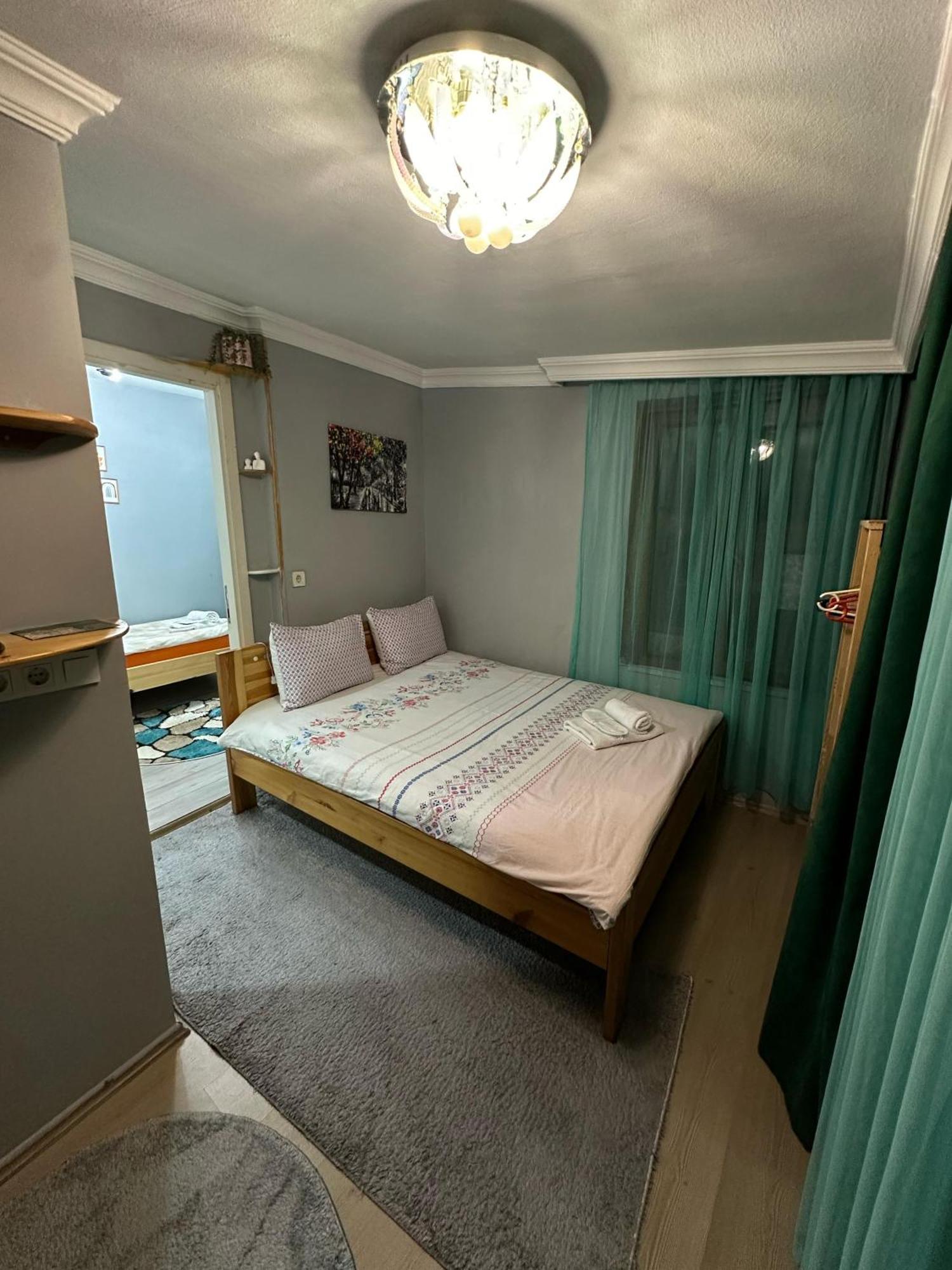 Nelly Guesthouse อิสตันบูล ภายนอก รูปภาพ
