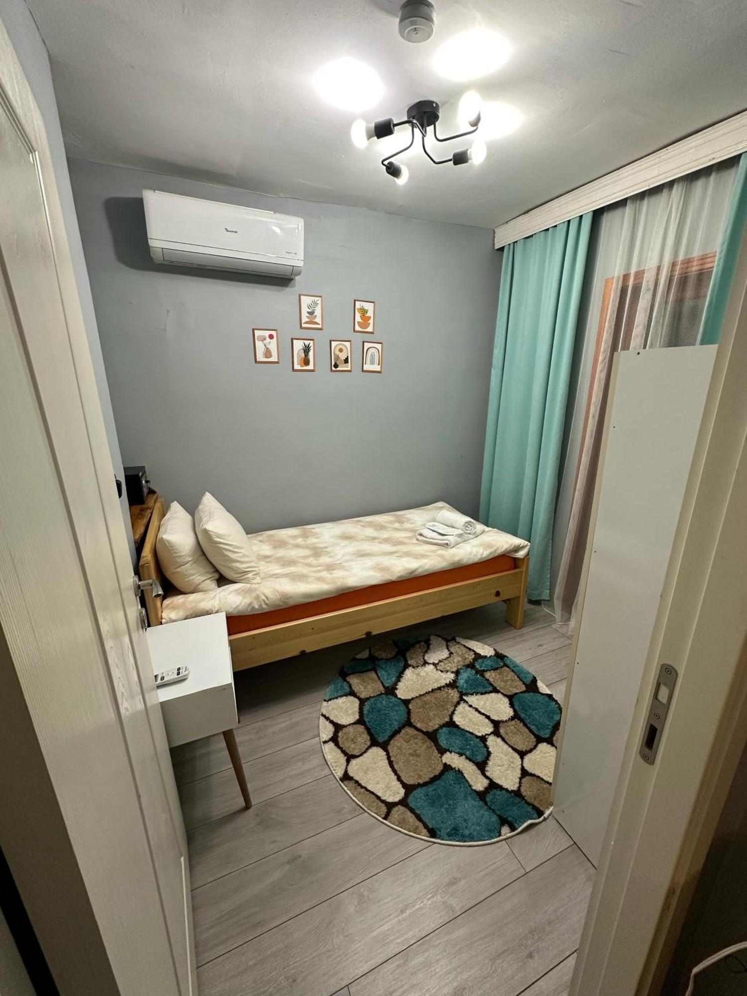 Nelly Guesthouse อิสตันบูล ภายนอก รูปภาพ