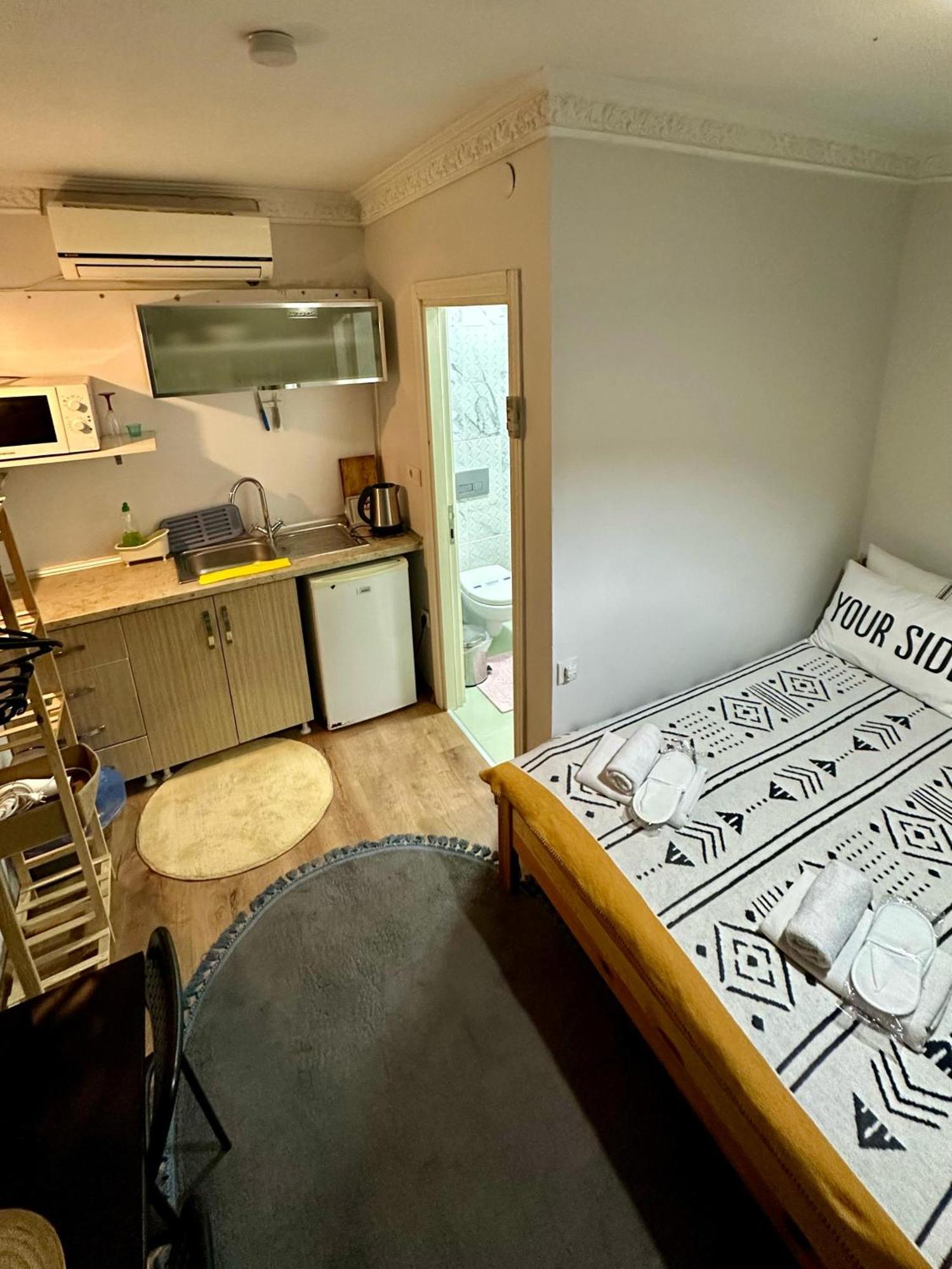 Nelly Guesthouse อิสตันบูล ภายนอก รูปภาพ