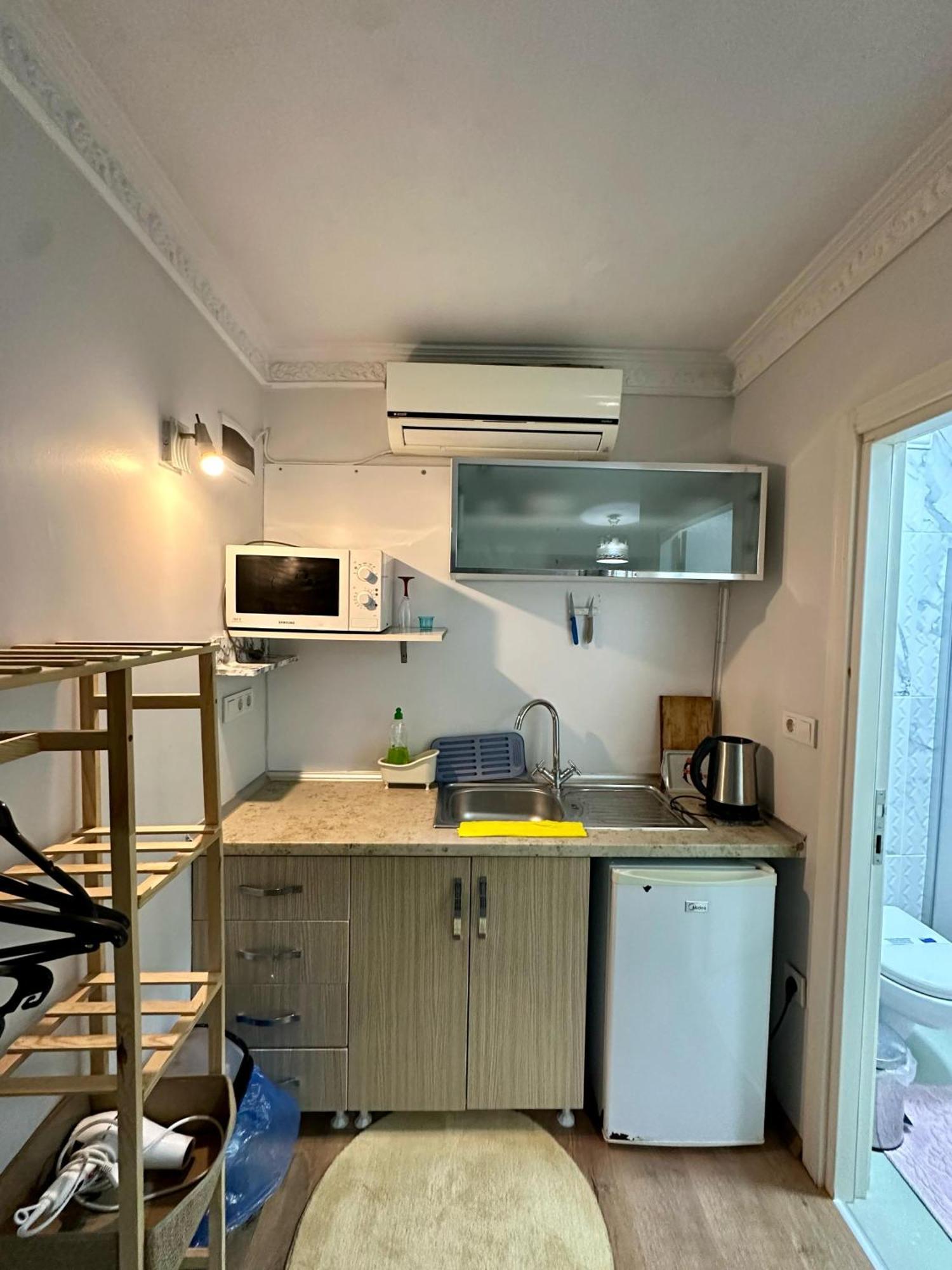 Nelly Guesthouse อิสตันบูล ภายนอก รูปภาพ